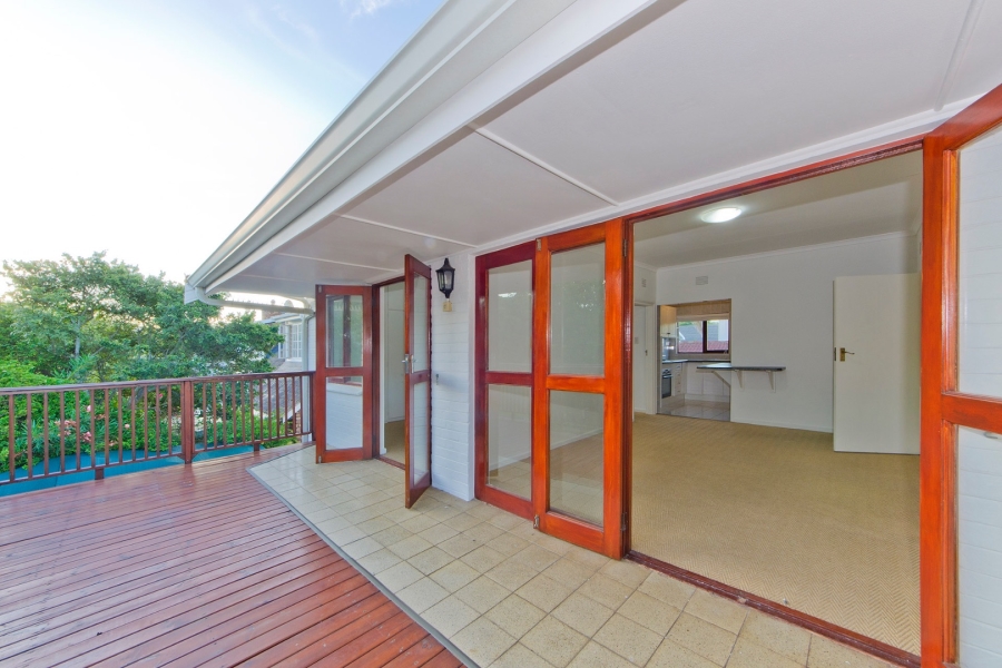 6 Bedroom Property for Sale in Leisure Isle Western Cape